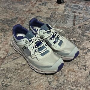 ON CLOUD WMNS CLOUDVISTA IN FROST|MINERAL